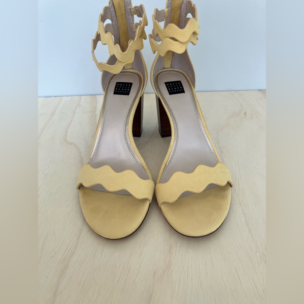 White House Black Market Open Toe Block Heel Sandal Butter Yellow 8M